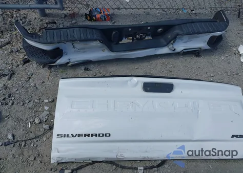 2021 Chevrolet Silverado 1500 4Wd Short Bed Rst from USA, damaged, VIN 3GCUYEED7MG250033